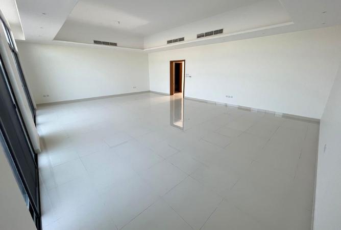 71921105 - Property Image 3