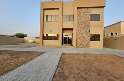 فيلا - 5 غرف نوم - 7 حمامات للايجار في حدائق الإمارات 1 - القوز - دبي