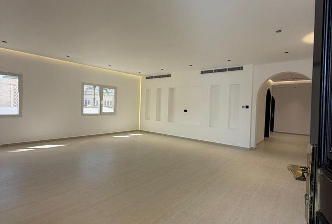 16299411 - صورة العقار 2