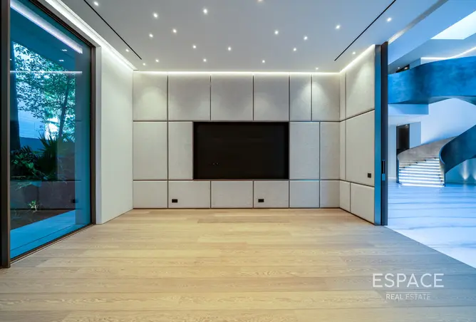 162801413 - Property Image 3