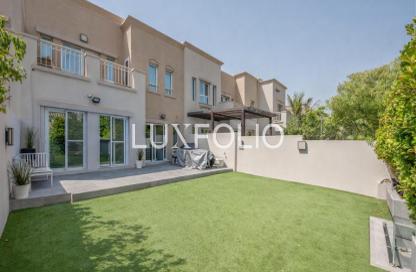 Villa - 3 Bedrooms - 4 Bathrooms for rent in Maeen - The Lakes - Dubai