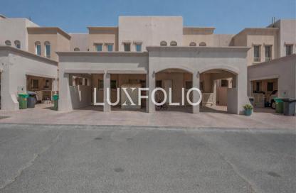 Villa - 3 Bedrooms - 4 Bathrooms for rent in Maeen - The Lakes - Dubai