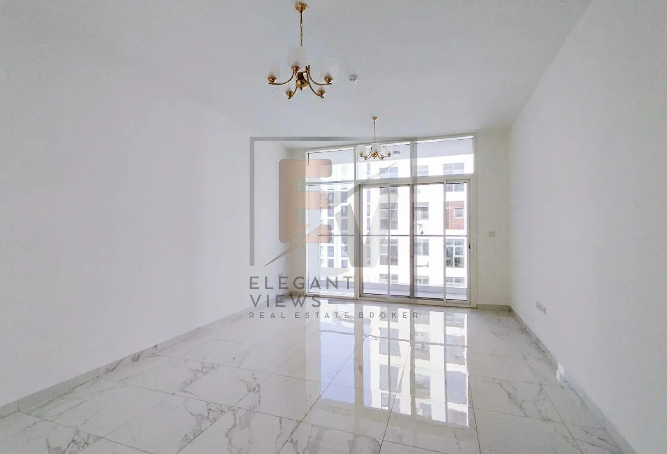 67430109 - Property Main Image