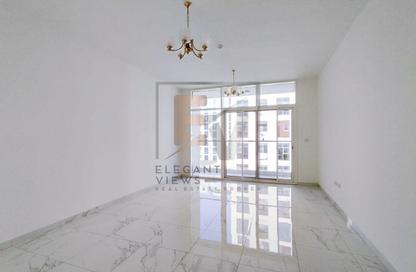 Apartment - 1 Bedroom - 2 Bathrooms for rent in Garden City 2 - Jumeirah Garden City - Al Satwa - Dubai