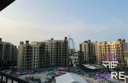 شقة - 4 غرف نوم - 6 حمامات للايجار في الجازي - مدينة جميرا ليفينج - أم سقيم - دبي شقة - 4 غرف نوم - 6 حمامات للايجار في الجازي - مدينة جميرا ليفينج - أم سقيم - دبي