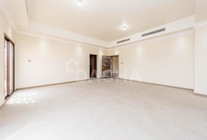 142365271 - Property Image 2