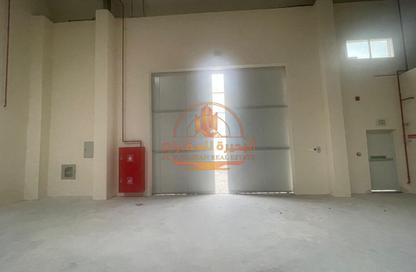 Warehouse - Studio - 1 Bathroom for rent in Umm Al Thuoob - Umm Al Quwain