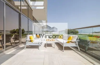 Apartment - 2 Bedrooms - 3 Bathrooms for rent in The 8 - The Crescent - Palm Jumeirah - Dubai