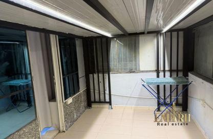 Apartment - 3 Bedrooms - 1 Bathroom for rent in Al Rashidiya Towers - Al Rashidiya - Ajman Downtown - Ajman