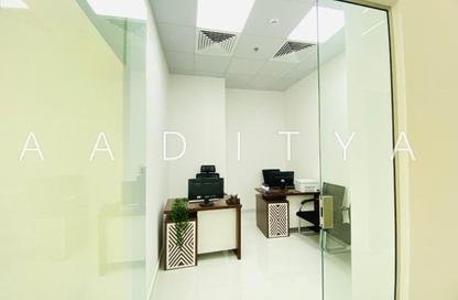 Office Space - Studio - 1 Bathroom for rent in Red Avenue - Al Garhoud - Dubai