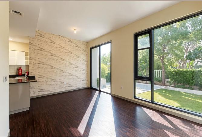 141914654 - Property Image 2