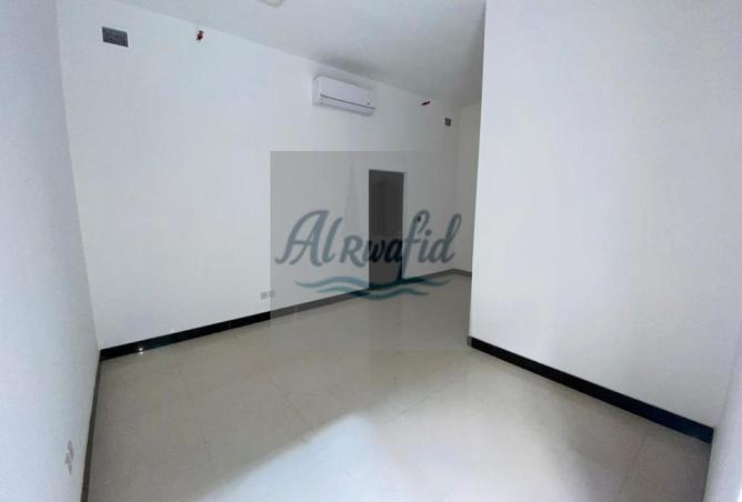 2OzfOlYyDnE - Property Image 3