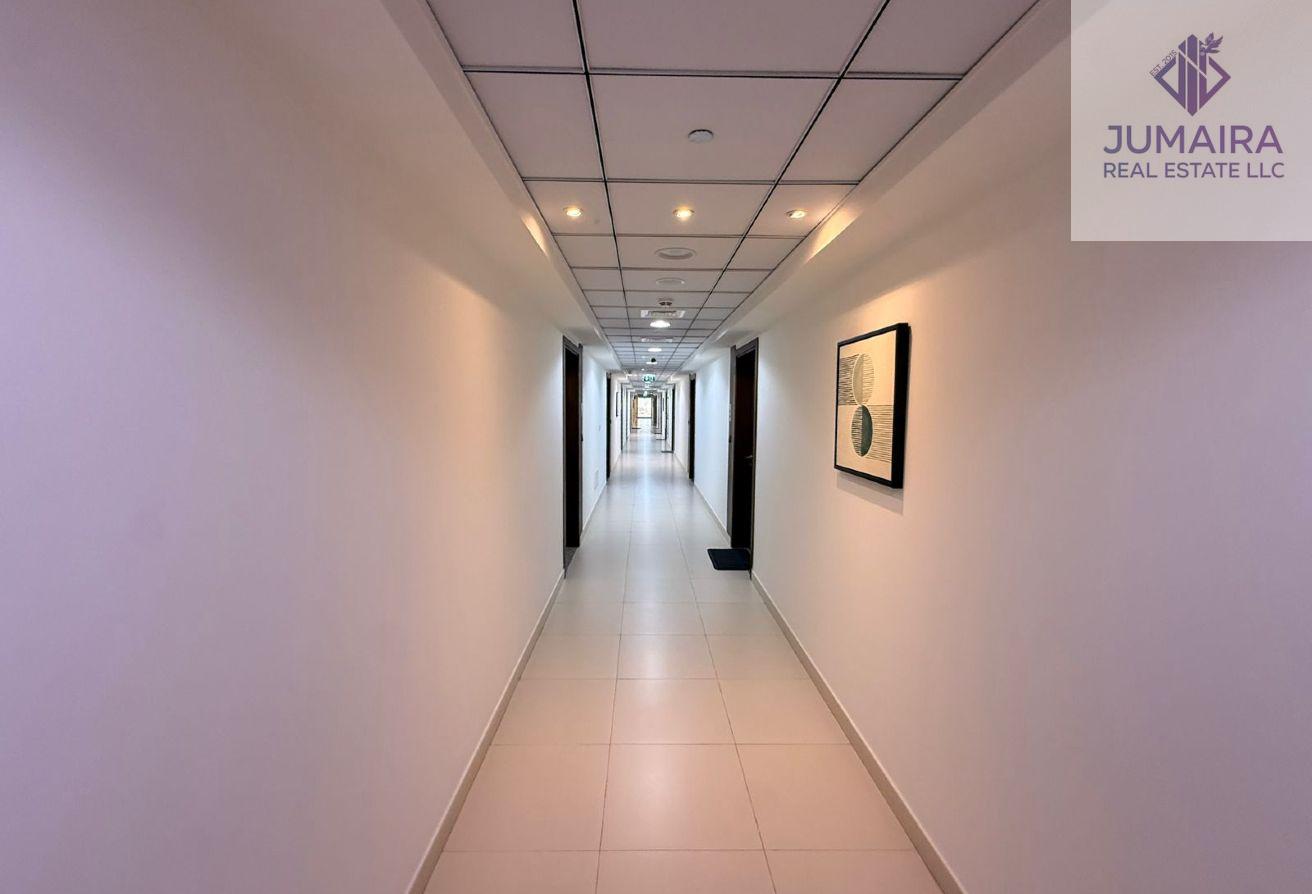 Modern Studio with Golf Views | Fully Furnished