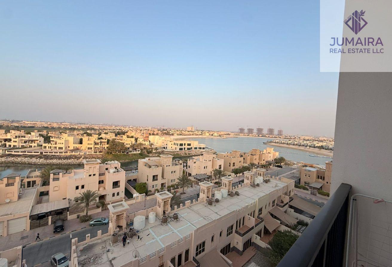Modern Studio with Golf Views | Fully Furnished