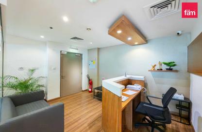 Office Space - Studio - 2 for rent in One Lake Plaza - JLT Cluster T - Jumeirah Lake Towers - Dubai
