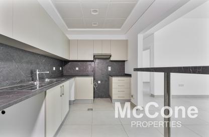 Apartment - 2 Bedrooms - 3 Bathrooms for rent in Marina Arcade Tower - Dubai Marina - Dubai