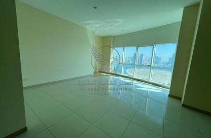 Apartment - 3 Bedrooms - 4 Bathrooms for rent in Al Khan Corniche - Al Khan - Sharjah