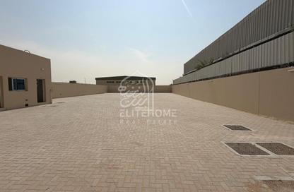 Warehouse - Studio - 1 for rent in Al Sajaa S - Al Sajaa - Sharjah