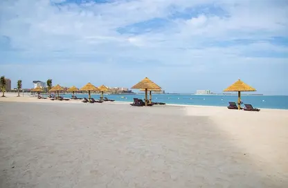 شقة - 1 حمام للايجار في فيروز - باب البحر - جزيرة المرجان - رأس الخيمة