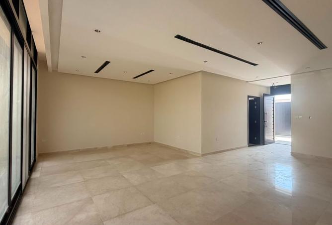 145067988 - Property Image 2