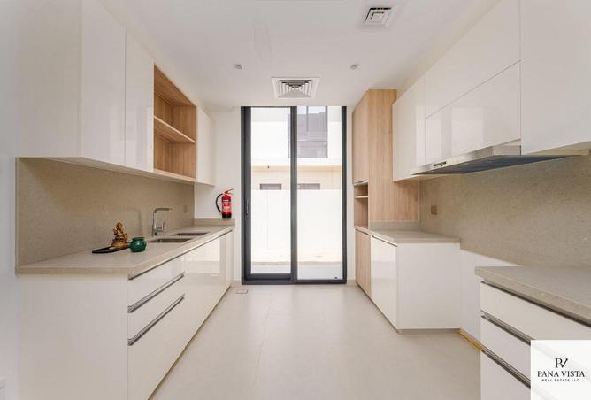 120660990 - Property Image 3