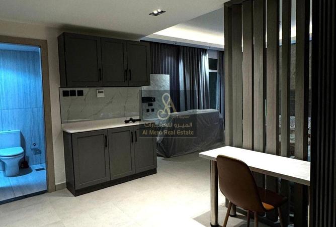 72309995 - Property Image 2