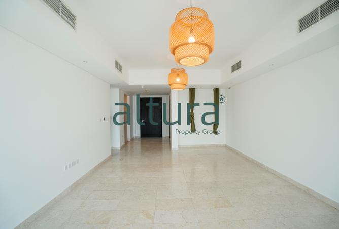 Well-Kept 1BR | Partial City & Sea Views | Vacant