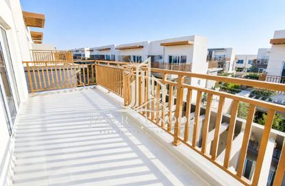 Townhouse - 4 - 4 for rent in Verona - Damac Hills 2 - Dubai