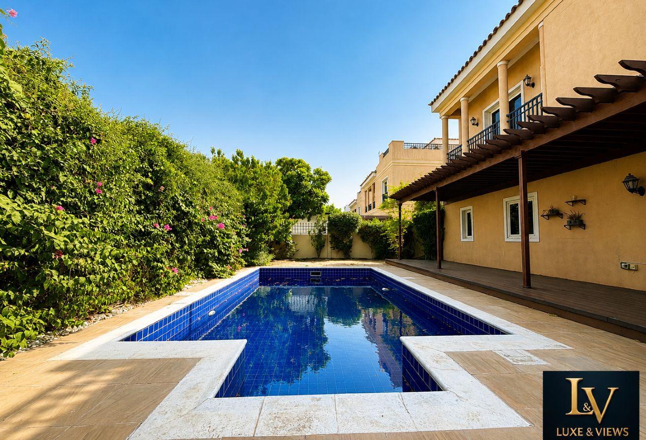 5BR Upgraded | Pool | Lush Garden | Pergola | Park photo 26