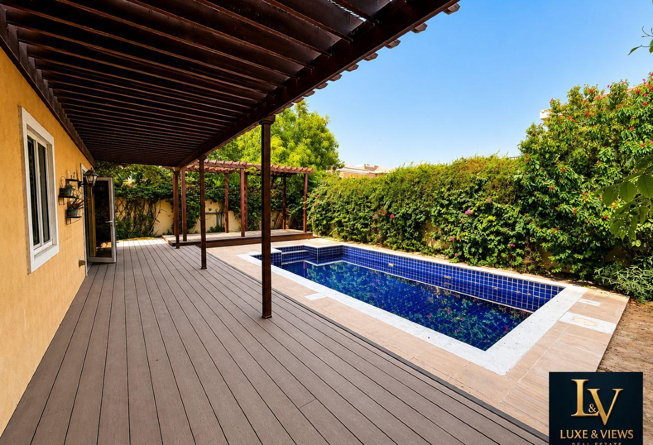 5BR Upgraded | Pool | Lush Garden | Pergola | Park photo 5