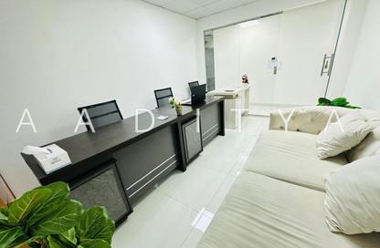 Office Space - Studio - 1 Bathroom for rent in Silver Home Building - Hor Al Anz - Deira - Dubai