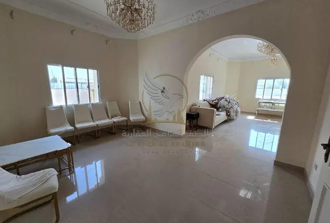 165502393 - Property Image 3