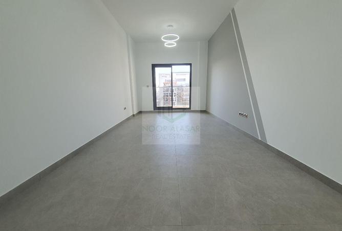 120656713 - Property Image 2