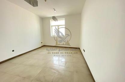 Apartment - 2 Bedrooms - 3 Bathrooms for rent in SG Al Soor Building - Al Soor - Al Qasimia - Sharjah