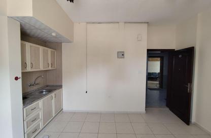 Apartment - Studio - 1 Bathroom for rent in Al Butina 9 Building - Al Butina - Sharjah