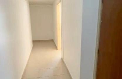 Apartment - 3 Bedrooms - 3 Bathrooms for sale in Abu shagara Building 2 - Budaniq - Al Qasimia - Sharjah