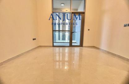 Apartment - 2 - 3 for rent in Burj Ghaya - Al Jaddaf - Dubai Apartment - 2 - 3 for rent in Burj Ghaya - Al Jaddaf - Dubai