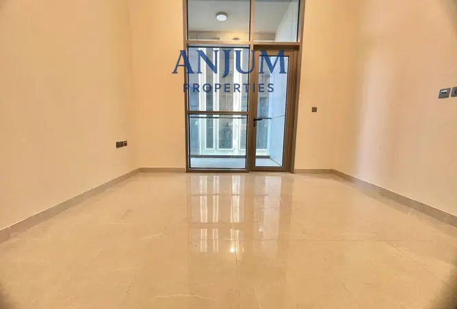 151917843 - Property Image 3