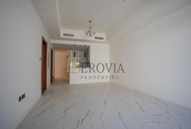 104123454 - Property Image 2