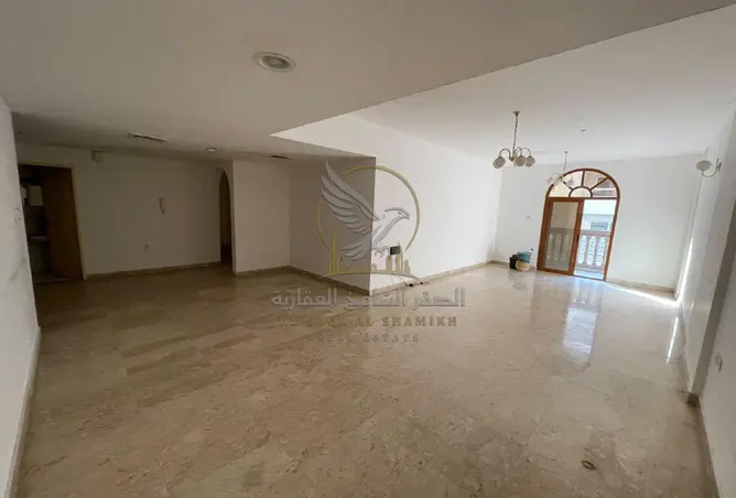 155083006 - Property Image 2