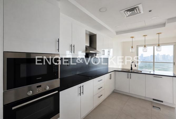 107276085 - Property Image 3