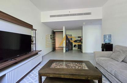 Apartment - 1 - 1 for rent in The Link - East Village - Aljada - Sharjah