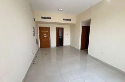 شقة - 2 غرف نوم - 2 حمامات للايجار في فلل الروضة 2 - 2  الروضة - الروضة - عجمان