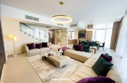 Villa - 5 Bedrooms - 7 Bathrooms for sale in Sun Island - Ajmal Makan City - Sharjah Waterfront City - Sharjah