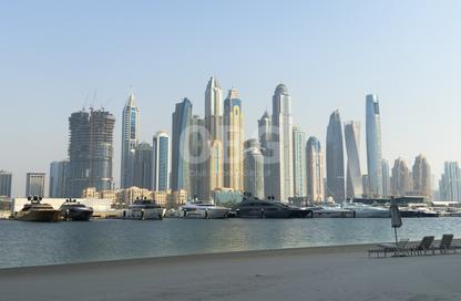 Apartment - 2 - 2 for rent in Palace Beach Residence Tower 2 - Palace Beach Residence - Emaar Beachfront - Dubai Harbour - Dubai