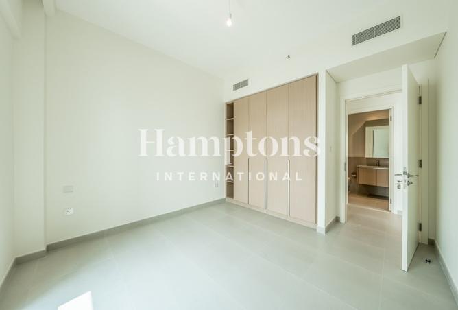 Exclusive| Ready To Move In | Unfurnished photo 2