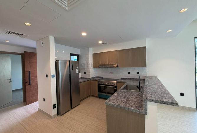 62460471 - Property Image 3