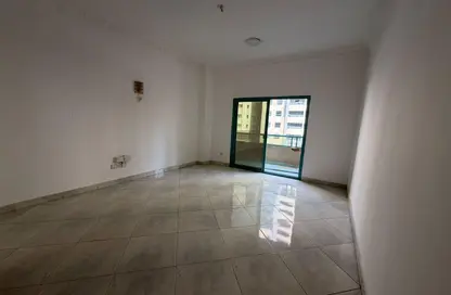 Apartment - 3 Bedrooms - 3 Bathrooms for rent in Al Khan Lagoon Tower - Al Khan Lagoon - Al Khan - Sharjah