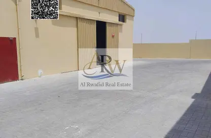 مستودع - استوديو - 1 حمام للايجار في أم الثعوب - أم القيوين