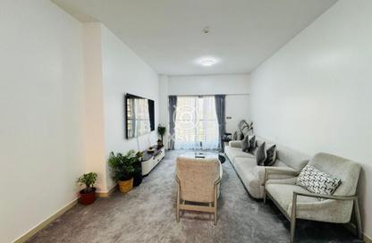 Apartment - 2 Bedrooms - 3 Bathrooms for rent in Jeewar - District 11 - Jumeirah Village Circle - Dubai
